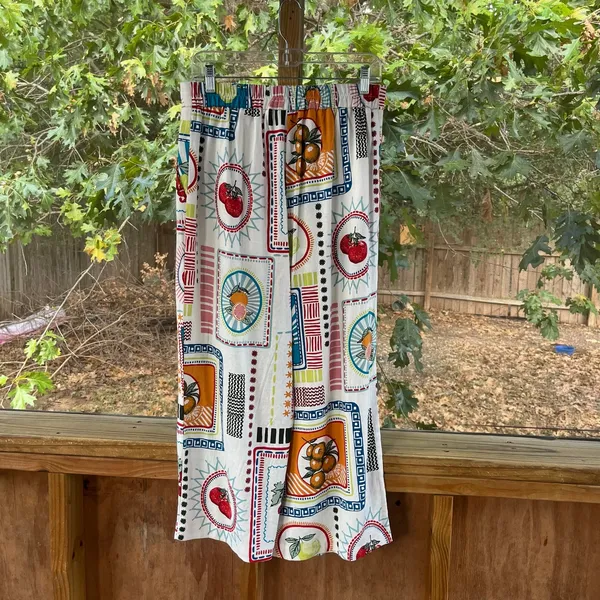 Joie Women's Colorful Linen Blend Fruit Print Wide Leg Pants Size M. NWOT - Image 2