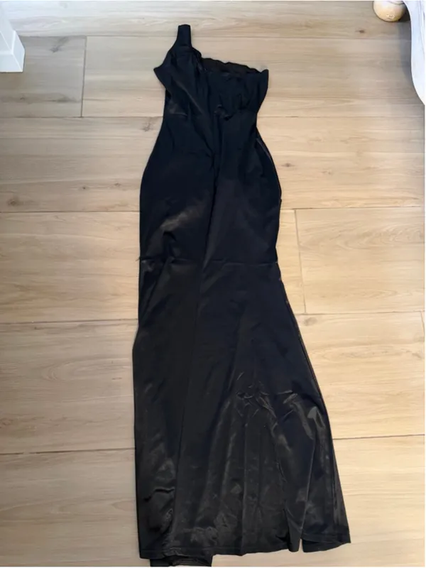 NEW Satin Formal Party Ruffle High Slit Evening Curvy Wrap Long Black Dress S - Image 6