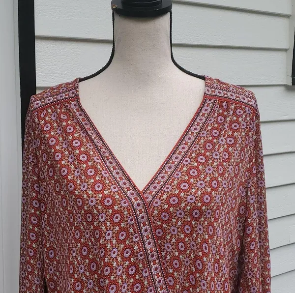Max Studio Faux Wrap High-Low waist V-Neck Blouse - Image 2