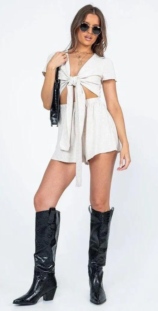Princess Polly RAGNAR TIE FRONT ROMPER BEIGE - SIZE US 6 - Image 2