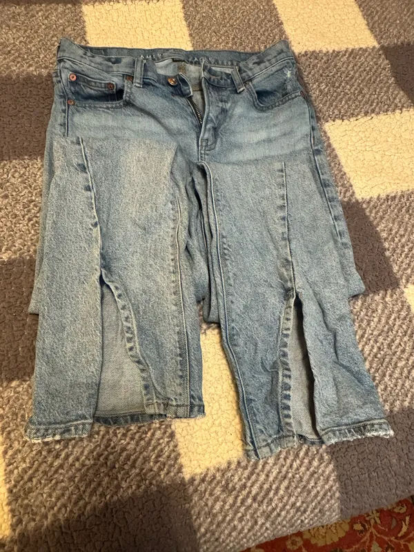American Eagle Jeans - Image 6