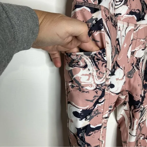 NWT Cato active marbled leggings‎ size small - Image 3