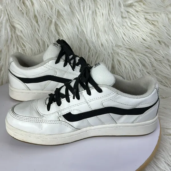 Vans “Lani” size 8 leather vintage white black - Image 6
