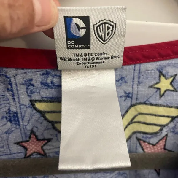Wonder Woman scrub top medium Blue - Image 3
