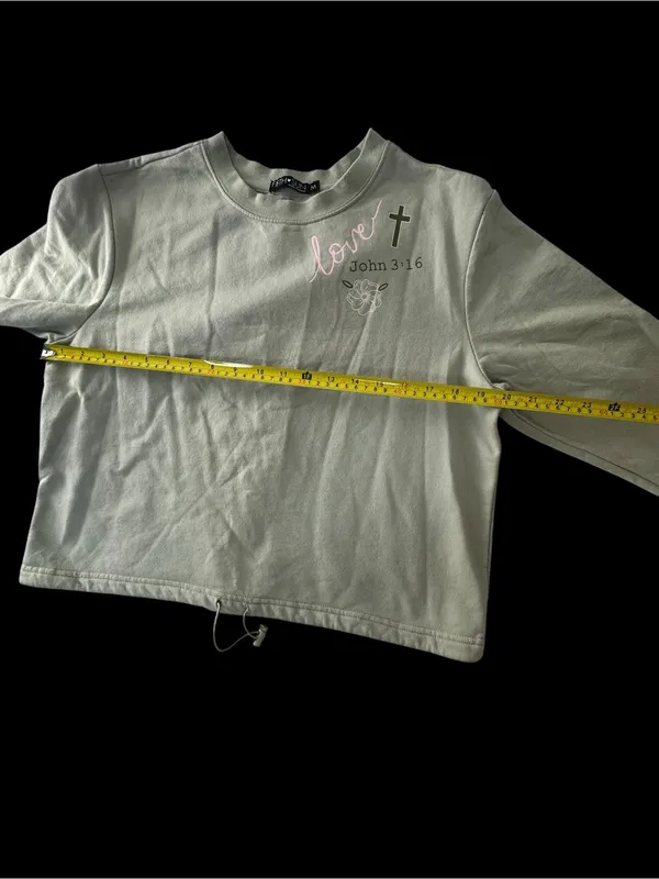 Women’s Fifth sun Long-Sleeve Graphic Top - Light Sage Green m - Image 7