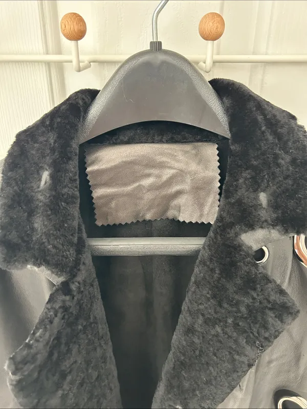 Sheep skin leather long vest. M - Image 5