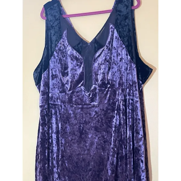 Hot Topic Sailor Moon Queen Beryl Dress 5X Plus Purple Velvet Hi Low NWT Cosplay - Image 4
