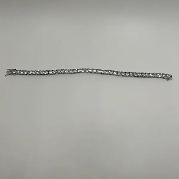 Moissanite Tennis Bracelet Silver 5mm 8 Inch Brand New VVS1 Crazy Shine No Pass - Image 2