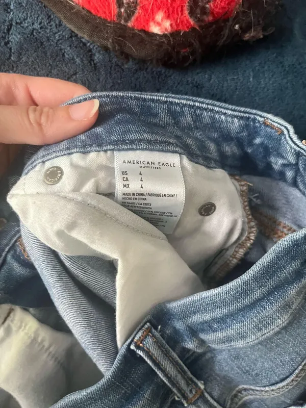 American Eagle Shorts - Image 4