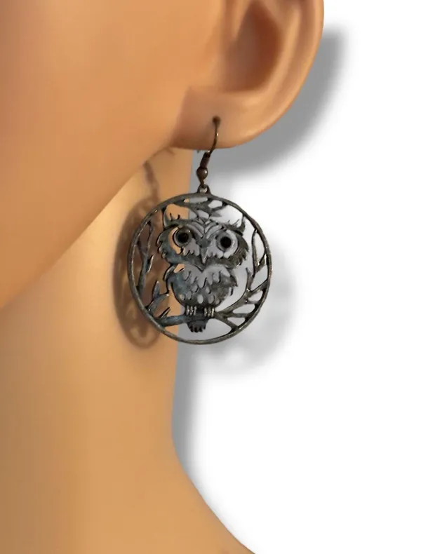 Silver tone filigree owl hoop earrings - Image 2