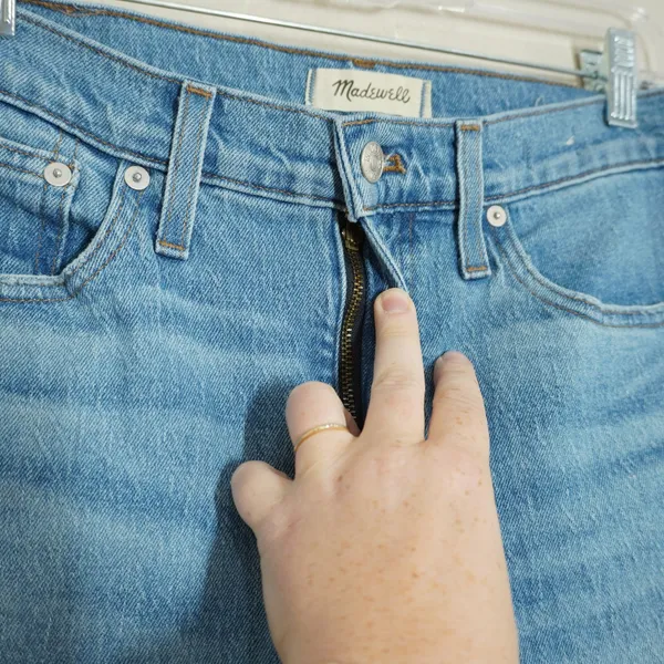 Madewell 29P The Perfect Vintage Jean Medium Blue Raw Hem Straight Leg Casual - Image 5