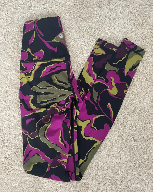 Lulu lemon Leggings - Image 3