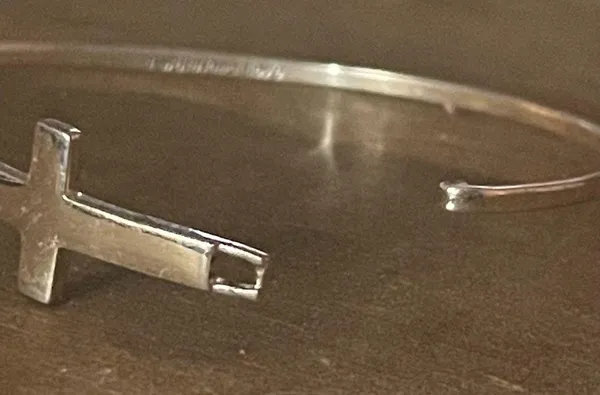 Sterling silver sideways cross bangle bracelet - Image 7