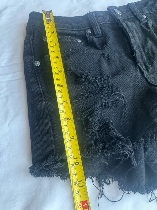Almost Famous Black Distressed Frayed Denim Shorts - Image 4