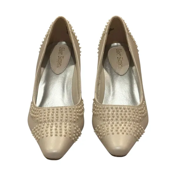 Silver Slipper Pumps Size 7M Beige Pearl Embellished Kitten Heels - Image 3