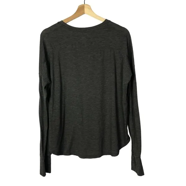 Champion Dark Charcoal Gray Long Sleeve Athletic Top L‎ - Image 2