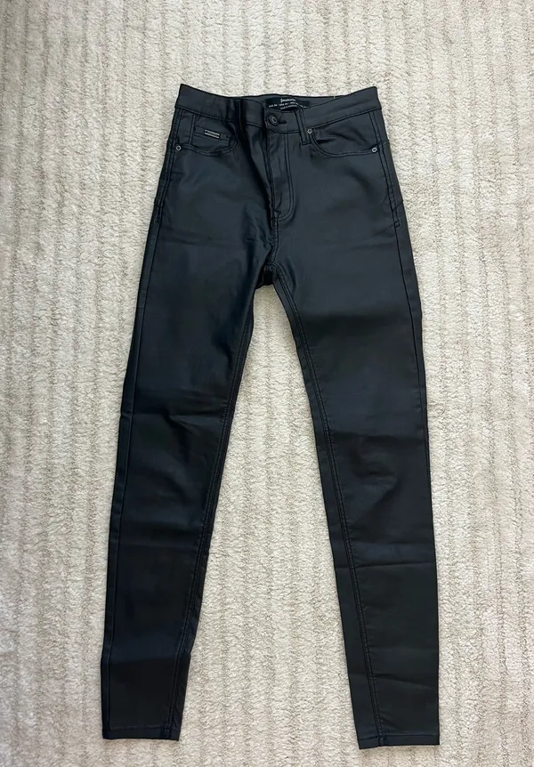 Black coated skinny jeans - Image 2
