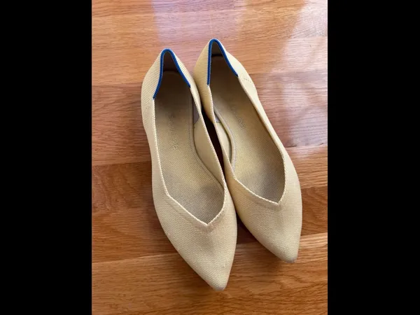 Rothy's pale Yellow Pointed Flats - Image 3