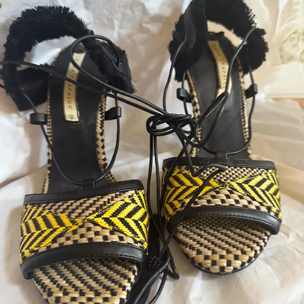 Zara Black and Yellow Woven Lace Up Sandals - Image 4