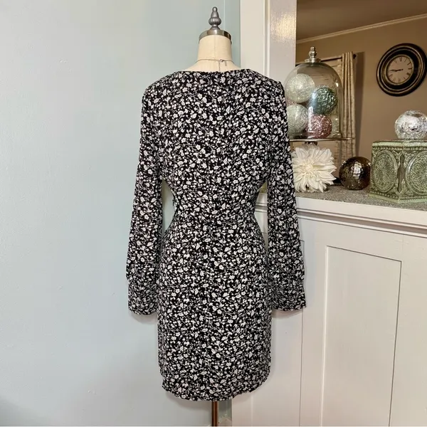 Lulus Fall Into You Black Floral Print Long Sleeve Wrap Dress Medium - Image 7