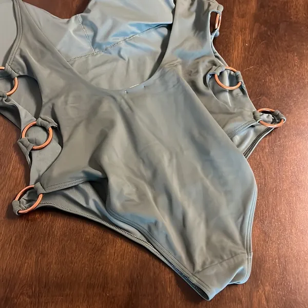 American Eagle Aerie Green Side Ring One Piece Swimwear Swim Medium - Image 5