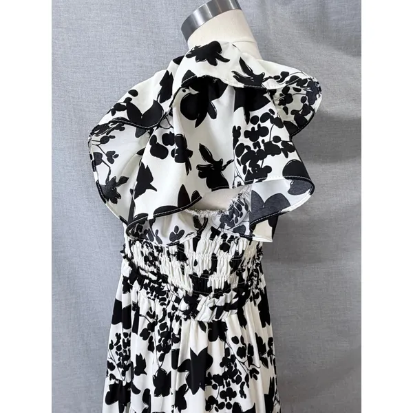 Umgee Maxi Dress Black White Floral Smocked Flutter Sleeve Tiered M - Image 8