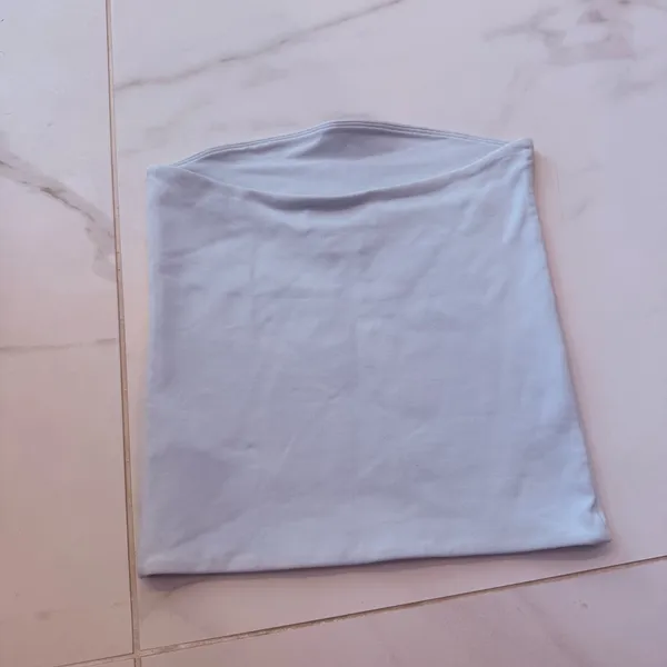 Aritzia contour tube top babaton light blue - Image 3