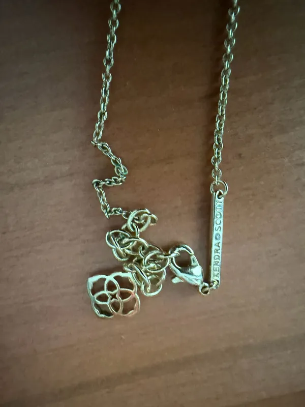 Kendra Scott Elisa Necklace - Image 2