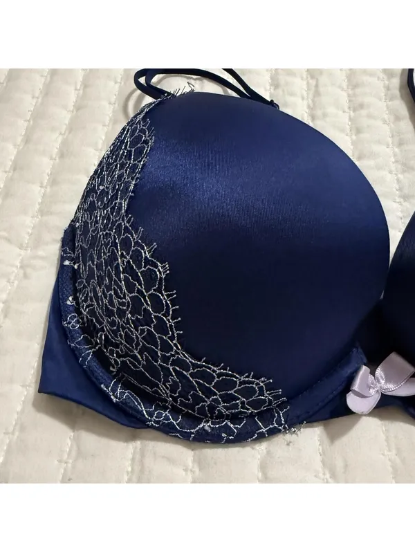 Victoria’s Secret Very Sexy Push Up Bra Underwire 32D Blue With Lace Trim - Image 12