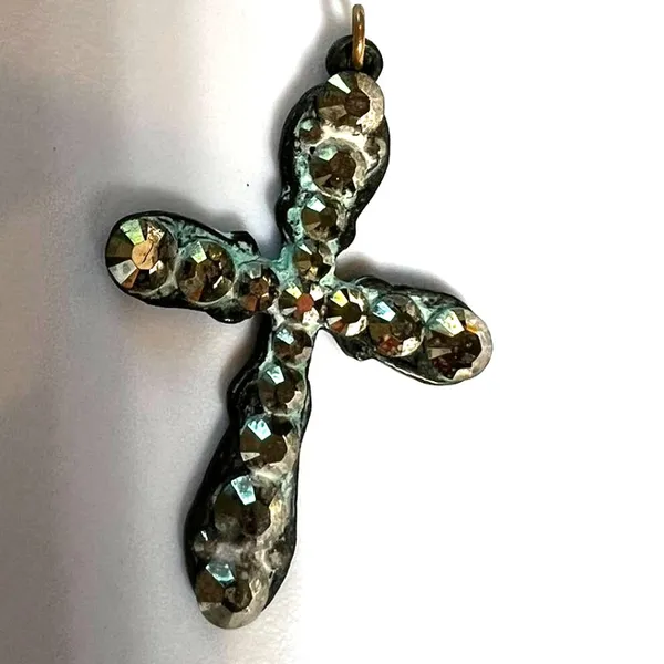 Anne Koplik Faith Jesus decorative cross pendant iridescent crystals aged metal - Image 2