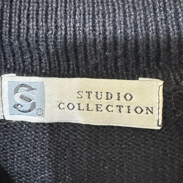 VTG Studio Collection Black Gingerbread Woman Christmas Embroidered Sweater XL‎ - Image 2