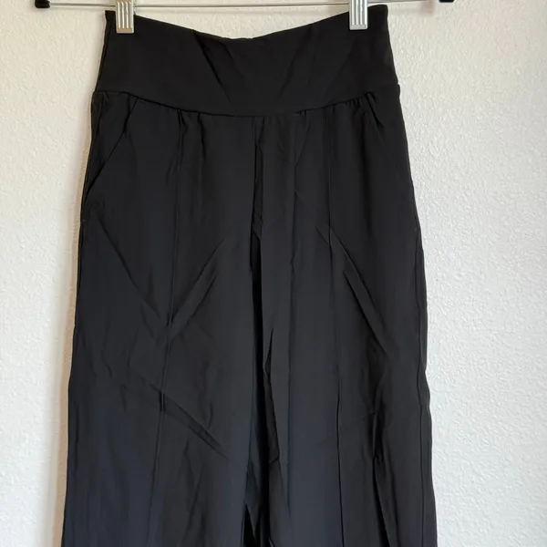 NWT Halara High Waisted Side Pocket Flare‎ Leggings in Black - Image 3