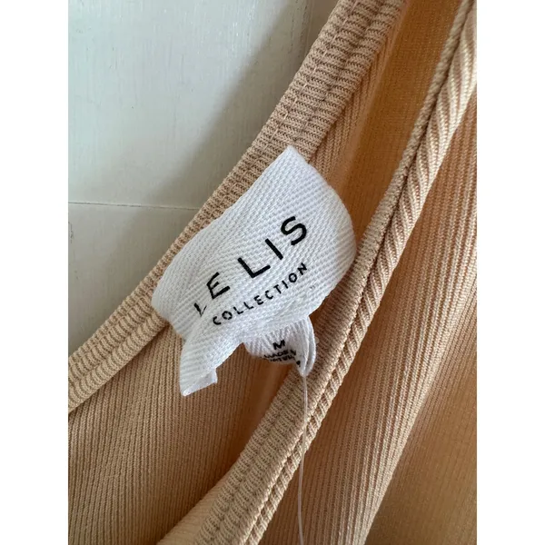 NWT Le Lis‎ Imani one shoulder nude bodysuit size medium - Image 3