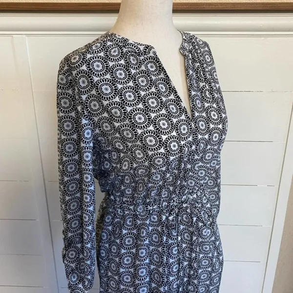 LOFT Outlet Black White‎ Geometric Medallion V-Neck Drawstring Waist Dress XS - Image 6