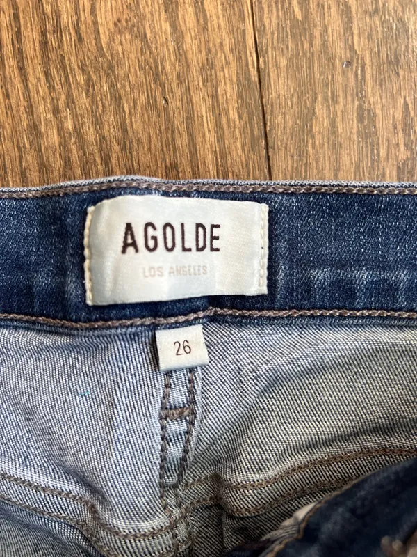 Agolde distressed hem skinny jeans size 26 - Image 2