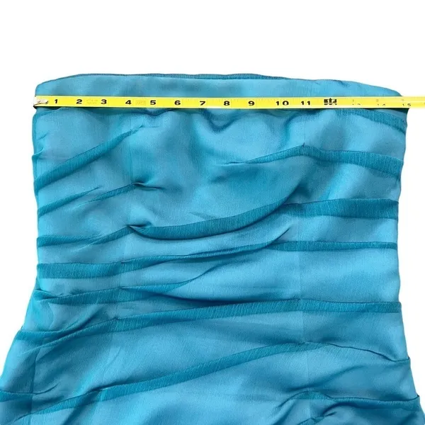 Kay Unger Blue Strapless Ruched Column Gown Side Slit Size 6 - Image 6