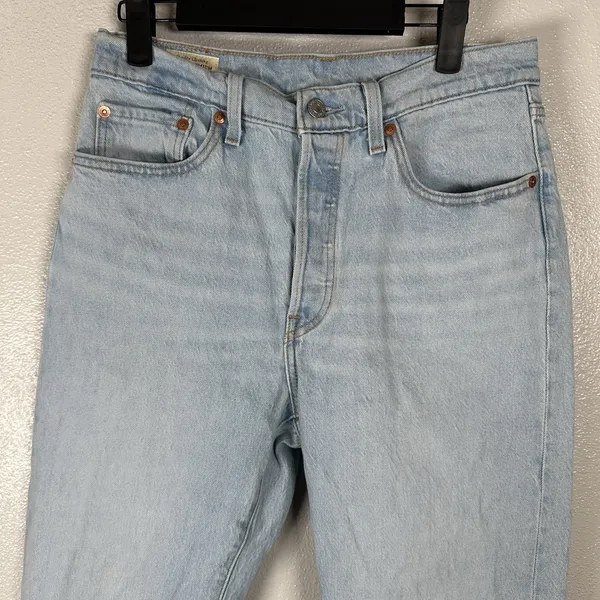 Levis 501 Jeans Womens 29x32 Premium Denim High Rise Button Fly Blue Light Wash - Image 2