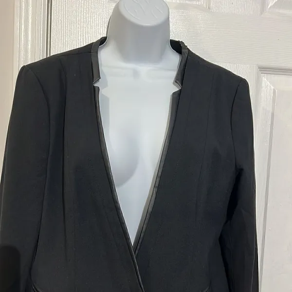 ‎Loft Leather Trimmed Black Blazer Size M - Image 2