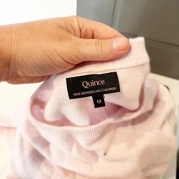 Quince Mongolian Cashmere Crewneck Long Sleeve Sweater Minimal Pink Medium - Image 3