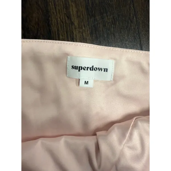 NWT Superdown Light Pink Satin Ruched Crop‎ Top - Size M - Image 3