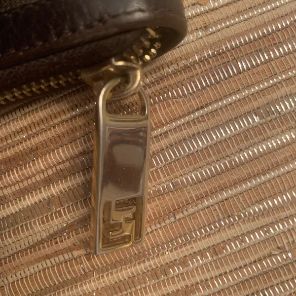 Fendi Zippy‎ wallet - Image 13