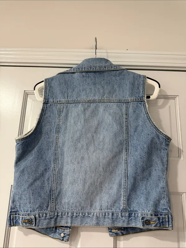 PHD Womens Denim Vest Jean Vest Distressed Light Wash 100% Cotton Size MEDIUM - Image 6