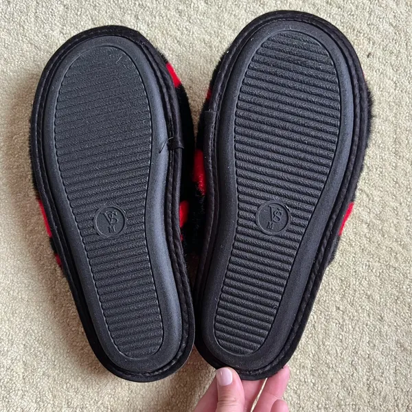 Victoria’s Secret Slippers - Image 2