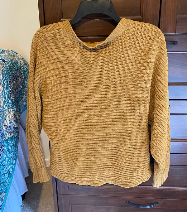American Eagle Sweater - Image 2