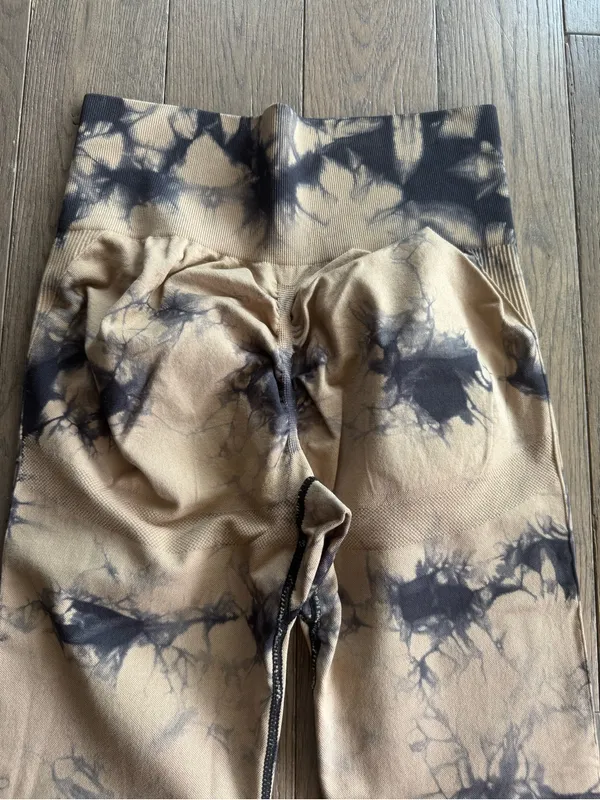 Women’s Tie-Dye Leggings in Tan and Black - Image 6
