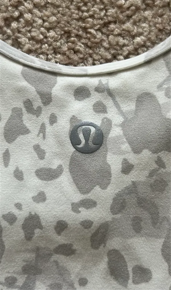 Lululemon Align T-Shirt Cheetah Camo Antique White Multi - Image 5