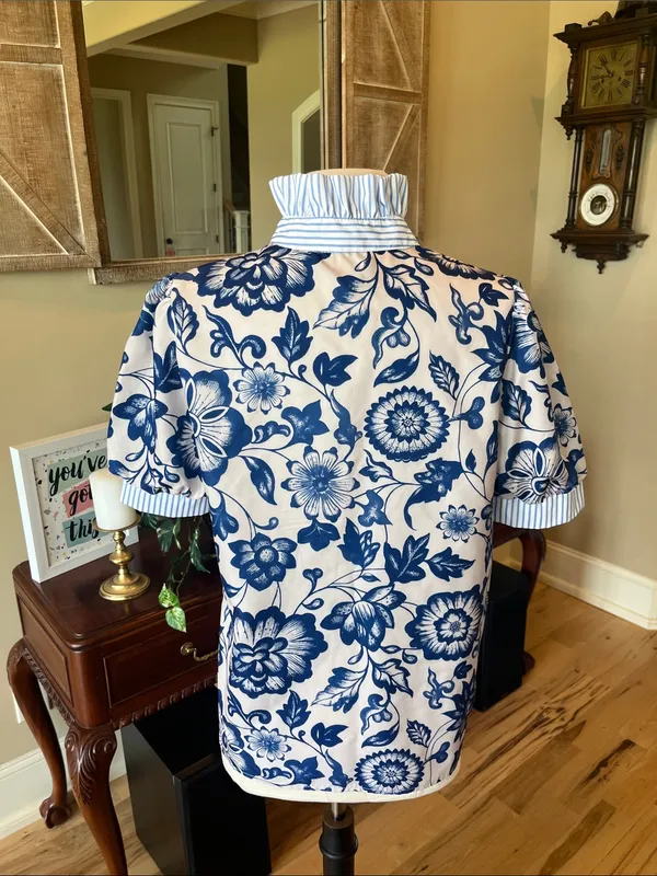 Blue Floral Button Front Top with Striped Trim Size M - Image 4