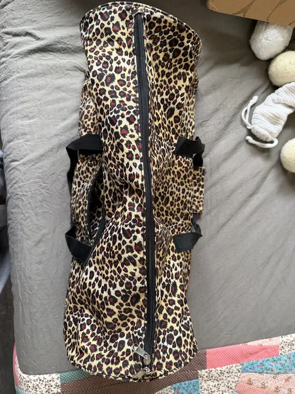 Leopard Print Travel Tote Bag - Black & Tan - Image 4