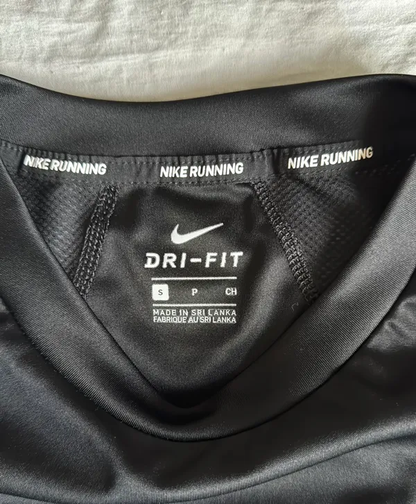Nike Dri-Fit Running Shirt - Image 3