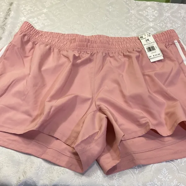 Adidas women shorts 3X - Image 12
